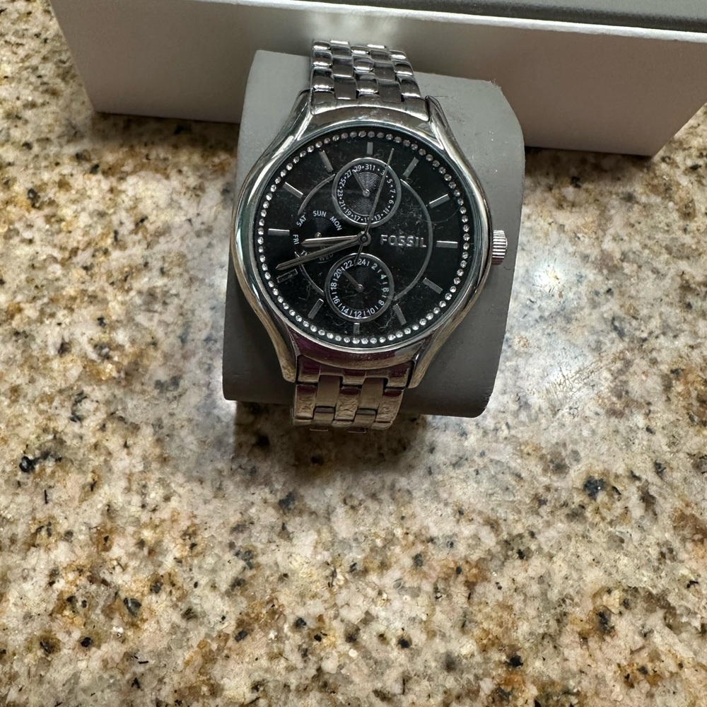 Fossil Black Dial Silver Bracelet Watch